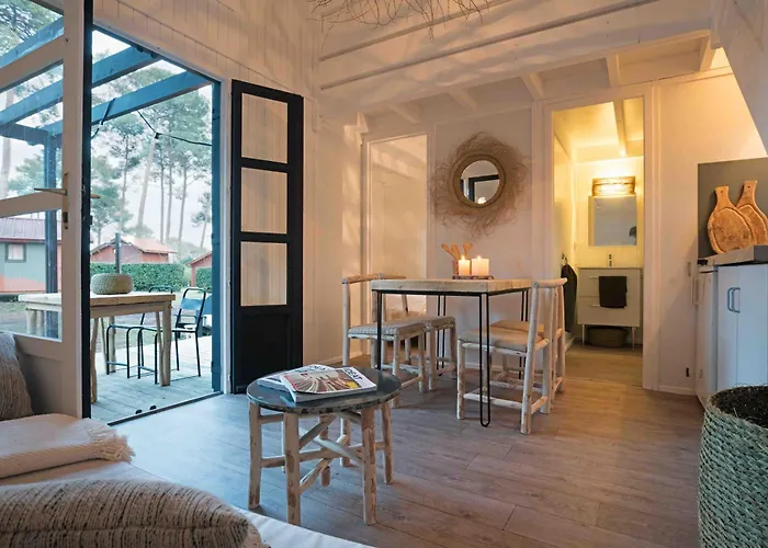 Slow Village Kamp alanı Biscarrosse